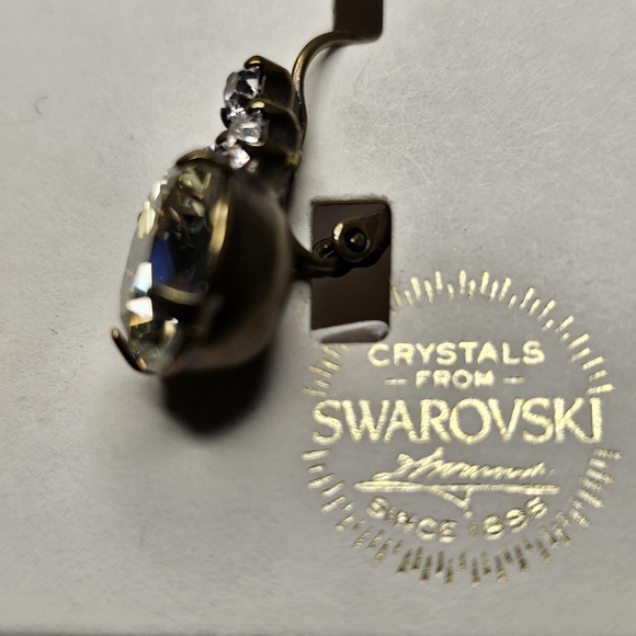 Liz Palacios San Francisco Antiqued Brass Earrings Swarovski Olive Green Crystal - Picture 2 of 4